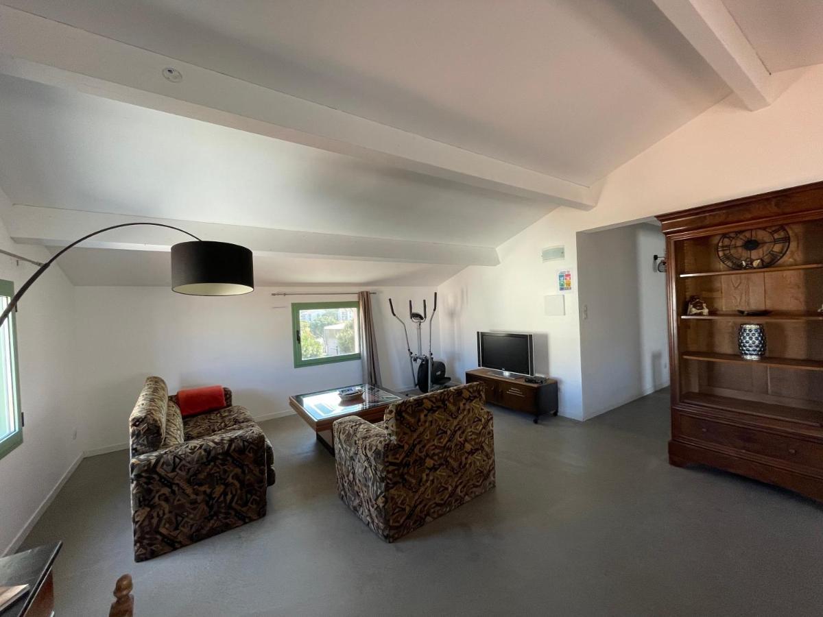Residence Antonia Appartements Avec Piscine Commune - Centre Ville Calvi กาลวี ภายนอก รูปภาพ