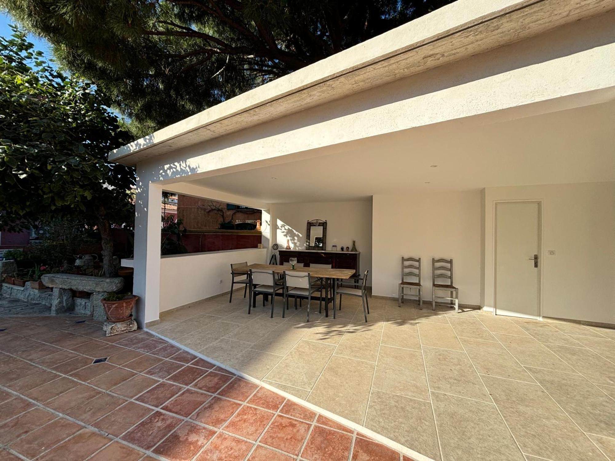 Residence Antonia Appartements Avec Piscine Commune - Centre Ville Calvi กาลวี ภายนอก รูปภาพ